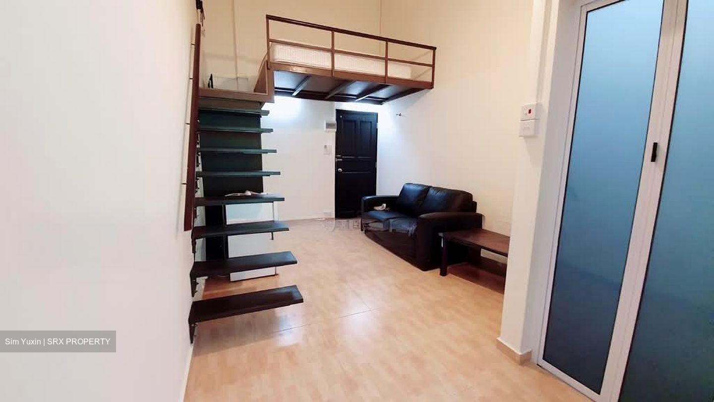 Bedok Shopping Complex (D16), Apartment #530483781
